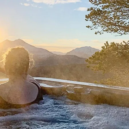 10 Person In Moen-by Traum * Moen i Målselv