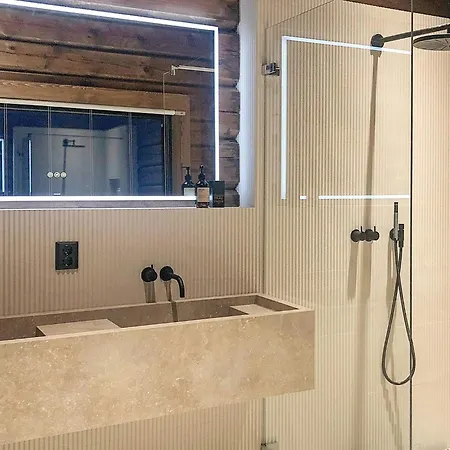 Semesterbostad 10 Person In Moen-by Traum