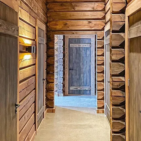 Semesterbostad 10 Person In Moen-by Traum *